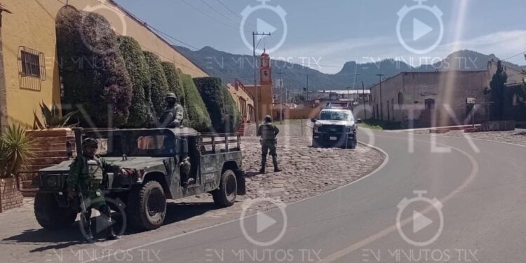 Explotan cohetes en un cortejo fúnebre, en Tlaxco; se reportó un herido.
