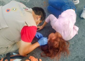ATIENDE PROTECCIÓN CIVIL DE HUAMANTLA A JOVEN ATROPELLADA