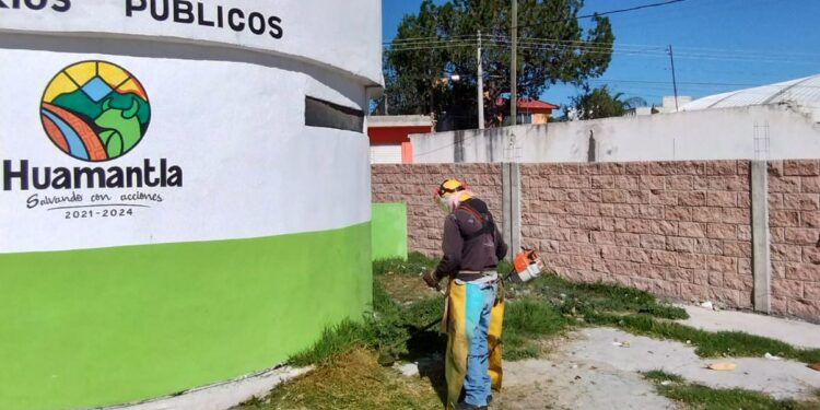 EJECUTA AYUNTAMIENTO DE HUAMANTLA MANTENIMIENTO DEL RECINTO PARA LA FERIA INTERNACIONAL DEL ARTE EFÍMERO Y LA DALIA 2023
