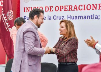 RECONOCEN AUTORIDADES FEDERALES Y ESTATALES TRABAJO DE SALVADOR SANTOS CEDILLO EN HUAMANTLA