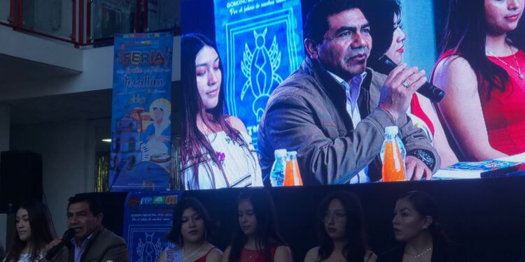 Presentan la Feria de Tocatlán 2023.