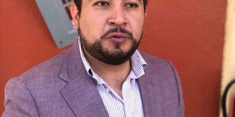 “Si son responsables que paguen”, señala Santos Cedillo ante posible abuso de autoridad de policías municipales.