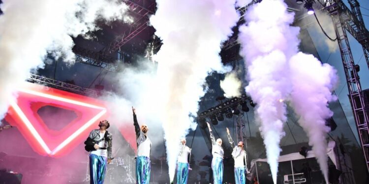 KABAH Y NAPOLEÓN HACEN SOÑAR A LOS HUAMANTLECOS