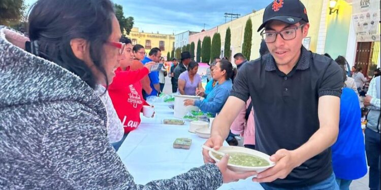 DELEITA SEGUNDA “CHILEATOLEADA” EN LA FERIA HUAMANTLA 2023