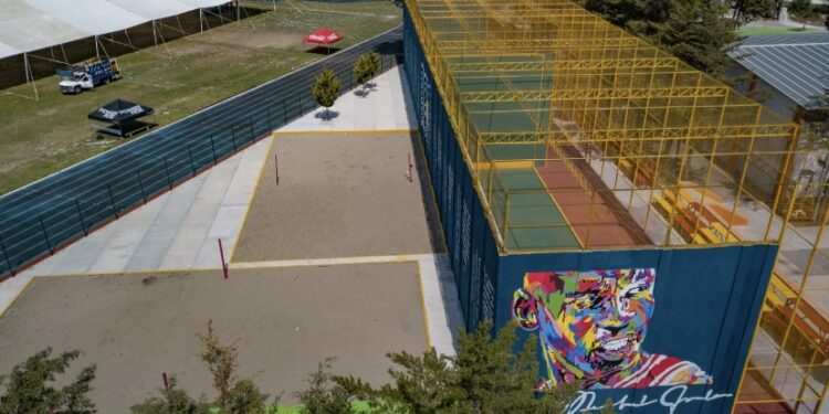 HUAMANTLA | ANUNCIA SALVADOR SANTOS CEDILLO CONSTRUCCIÓN DE ALBERCA SEMI OLÍMPICA EN LA RENOVADA UNIDAD DEPORTIVA DE HUAMANTLA