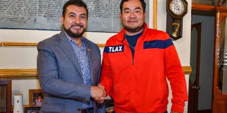 REALIZA SALVADOR SANTOS CEDILLO NUEVOS NOMBRAMIENTOS EN EL AYUNTAMIENTO DE HUAMANTLA