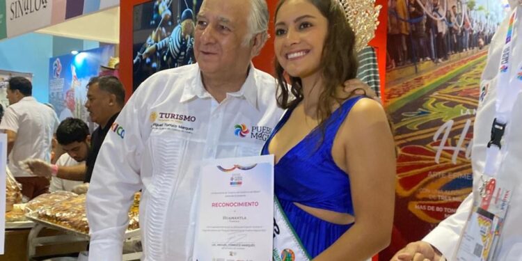 DISFRUTAN ASISTENTES AL TIANGUIS TURÍSTICO INTERNACIONAL TRADICIONES DE HUAMANTLA