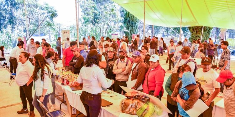 Huamantla | INAUGURA SALVADOR SANTOS CEDILLO LA GRAN FERIA DEL EMPLEO HUAMANTLA 2023