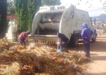 AYUNTAMIENTO DE HUAMANTLA REALIZA MANTENIMIENTO EN PANTEONES DE CARA AL DÍA DE MUERTOS