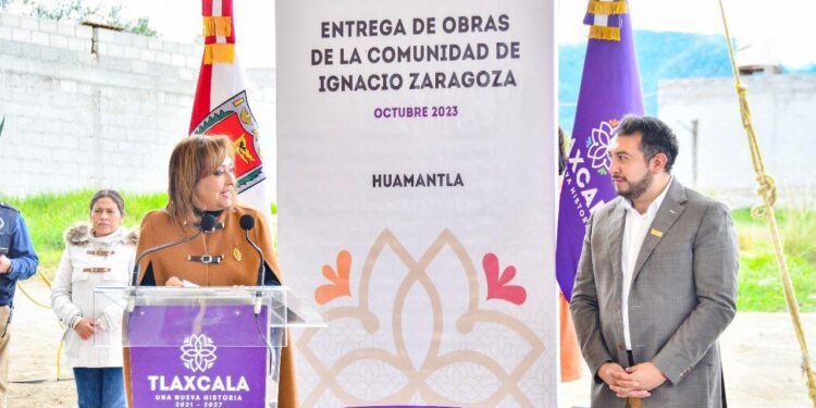 ASISTE SALVADOR SANTOS CEDILLO A LA ENTREGA DE OBRAS DE LA GOBERNADORA DEL ESTADO EN IGNACIO ZARAGOZA