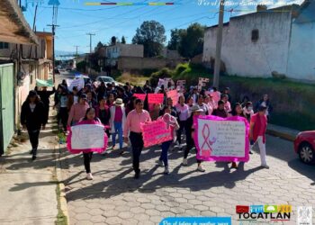 Tocatlán – Realizan en Tocatlán actividades en el marco del “Día mundial de la lucha contra el cancer de mama”.