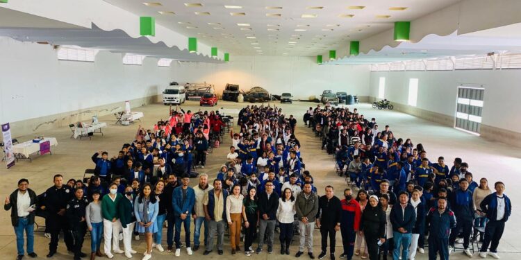 Terrenate – Realizan en Terrenate “Feria de prevención de adicciones”.