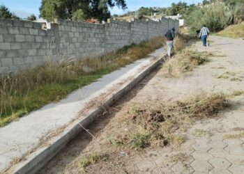 Tocatlán – Realizan limpieza en panteón de Tocatlán ante temporada de Todos Santos.