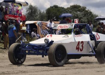 Cuapiaxtla – Disfruta de la carrera de carcachas en Cuapiaxtla.