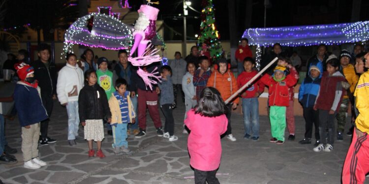 CONSOLIDAMOS LA UNIÓN Y DE LAS FAMILIAS FOMENTANDO NUESTRAS TRADICIONES: SALVADOR SANTOS CEDILLO