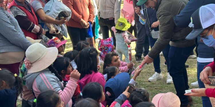 INICIA CON ALEGRÍA EL SEGUNDO DÍA DE LA RUTA DE LOS REYES MAGOS EN HUAMANTLA