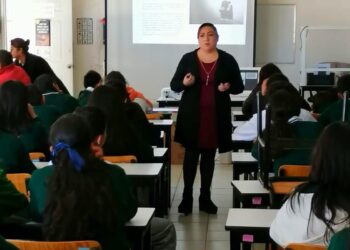 BRINDA AYUNTAMIENTO DE HUAMANTLA PLÁTICAS PARA CONCIENTIZAR SOBRE LA VIOLENCIA DE GÉNERO