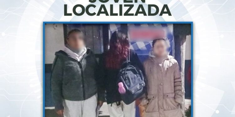 LOCALIZA POLICÍA DE HUAMANTLA A JOVEN EXTRAVIADA