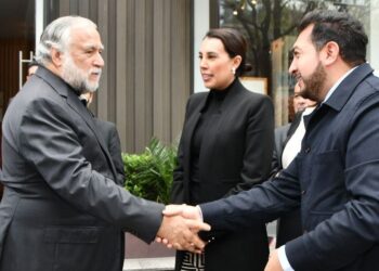 ASISTE SALVADOR SANTOS CEDILLO AL BANDERAZO DE SALIDA DEL TURITOUR DE CDMX – HUAMANTLA – IXTENCO