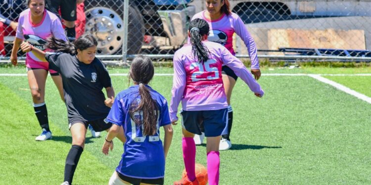 INVITA COORDINACIÓN MUNICIPAL DE DEPORTE AL TORNEO NAVIDEÑO “ABRIGANDO HUAMANTLA”