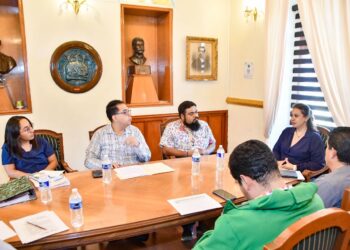 ACUERDAN TRABAJO COORDINADO AYUNTAMIENTO DE HUAMANTLA, DEPENDENCIAS ESTATALES Y ORGANIZACIONES POR EL BIENESTAR ANIMAL