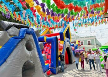 DISFRUTAN NIÑAS Y NIÑOS DE HUAMANTLA DE JUEGOS Y SORPRESAS