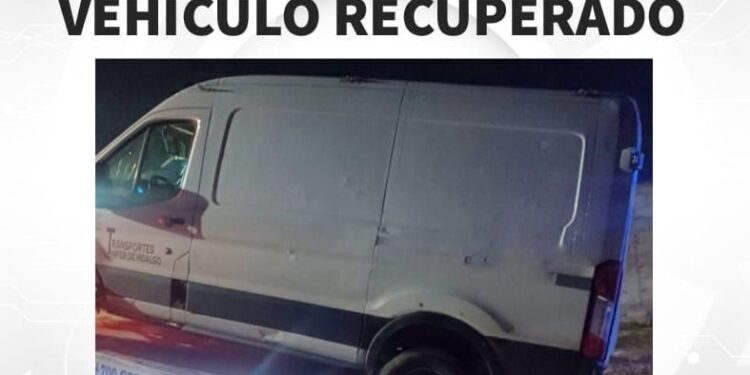 POLICÍA DE HUAMANTLA LOCALIZA EN MINUTOS UNIDAD REPORTADA COMO ROBADA