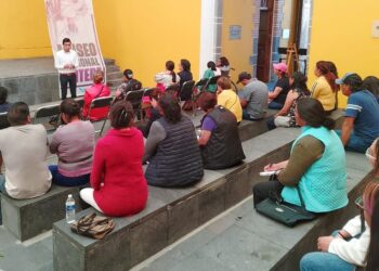 FORTALECEN AUTORIDADES A LAS Y LOS EMPRENDEDORES DE HUAMANTLA