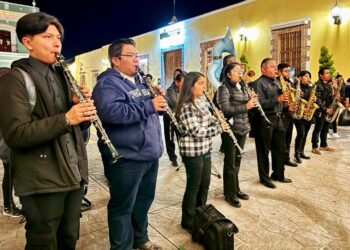 INICIA ACTIVIDADES DE LA FERIA DE HUAMANTLA 2024 CON LA GRAN CARRERA DE BURROS