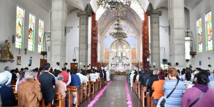 INICIA ACTIVIDADES DE LA FERIA DE HUAMANTLA 2024 CON LA GRAN CARRERA DE BURROS