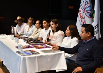 INICIA ACTIVIDADES DE LA FERIA DE HUAMANTLA 2024 CON LA GRAN CARRERA DE BURROS