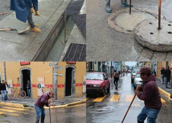CAPAMH realiza desazolve en el andador San Luis y la calle Zaragoza; llama a evitar tirar basura en la vía pública