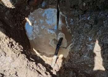 CAPAMH repara fuga de agua en el Barrio de San Lucas