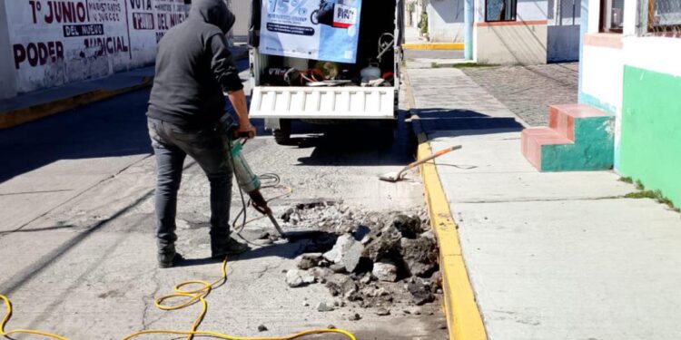 CAPAMH REFUERZA TRABAJOS DE MEJORA EN LA RED HIDRÁULICA Y VIALIDADES DE HUAMANTLA