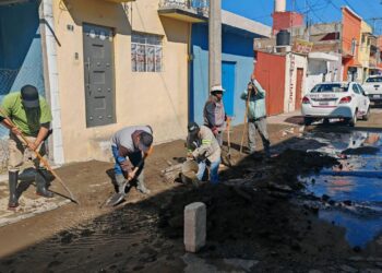 CAPAMH atiende fuga en calle Juárez Norte y suspende temporalmente operación del pozo Benito Juárez